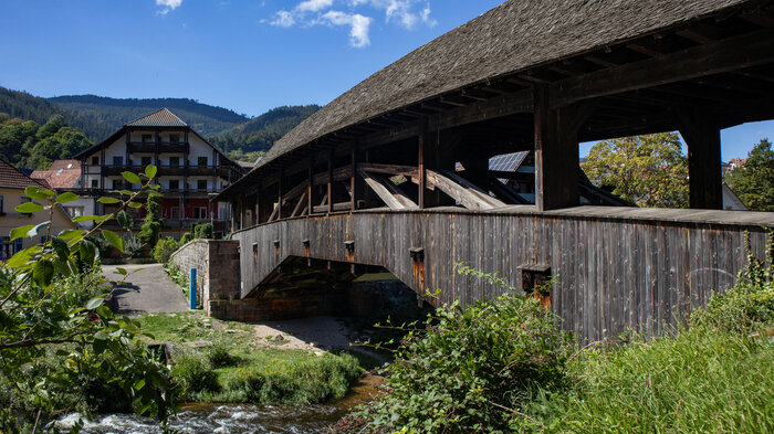 Holzbrücke in Forbach | © Sunhikes