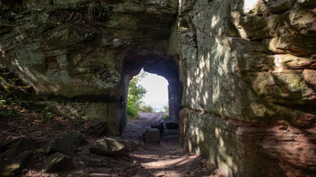 Tunnel im Burgfels der Loewenstein