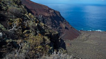 Blick vom Mirador Lomo Negro I in Richtung der Playa del Verodal auf El Hierro