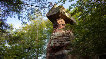 vorderster Fels am Sandsteinsockel