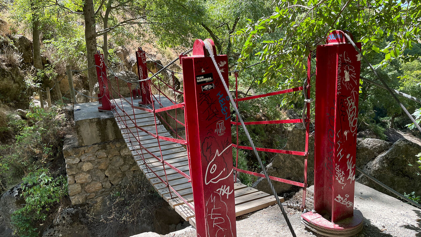 dritte Hängebrücke über den Río Monachil