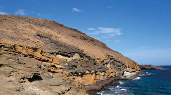 der Montaña Amarilla im gleichnamigen geologischen Schutzgebiet