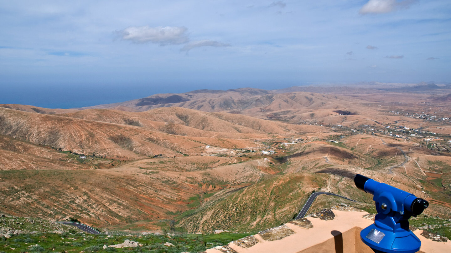 Blick Richtung Puerto de la Cruz vom Mirador Morro Velosa auf Fuerteventura