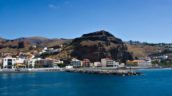 die Mole am Hafen von Playa de Santiago auf La Gomera