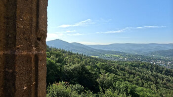 Blick vom Schloss Hohenbaden zum Merkur