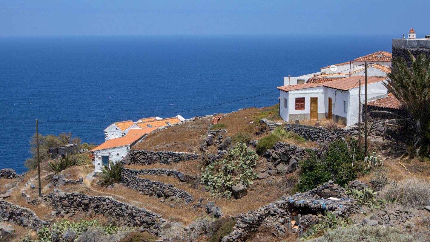 Ausblick über den Atlantischen Ozean in Arguamul auf La Gomera