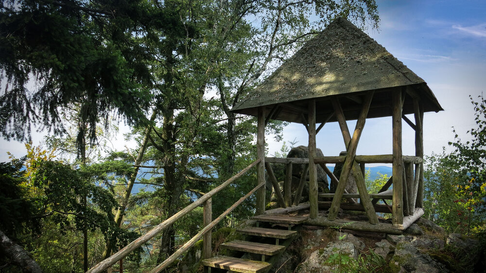 Elsbethhütte an den Rockertfelsen