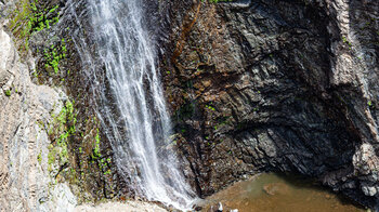 das Becken der Cascada de Desfondada auf La Palma