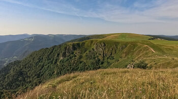 Ausblick auf den Bergkamm der Spitzkoepfe