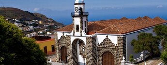 die dreischiffige Kirche Iglesia Santa María de la Concepción in Valverde auf El Hierro