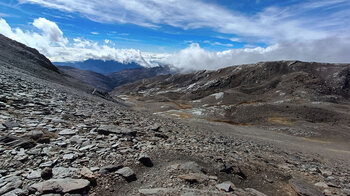 Talblick vom Aufstiegpfad am Mulhacén