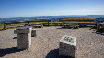 Der Aussichtspunkt am Gipfel des Feldberg im Südschwarzwald