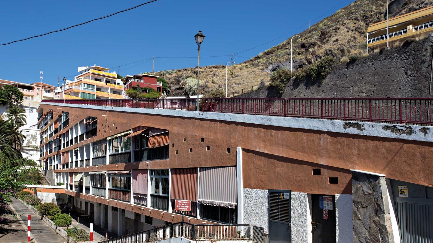 Appartments unter der Zufahrtsstraße in Mesa del Mar