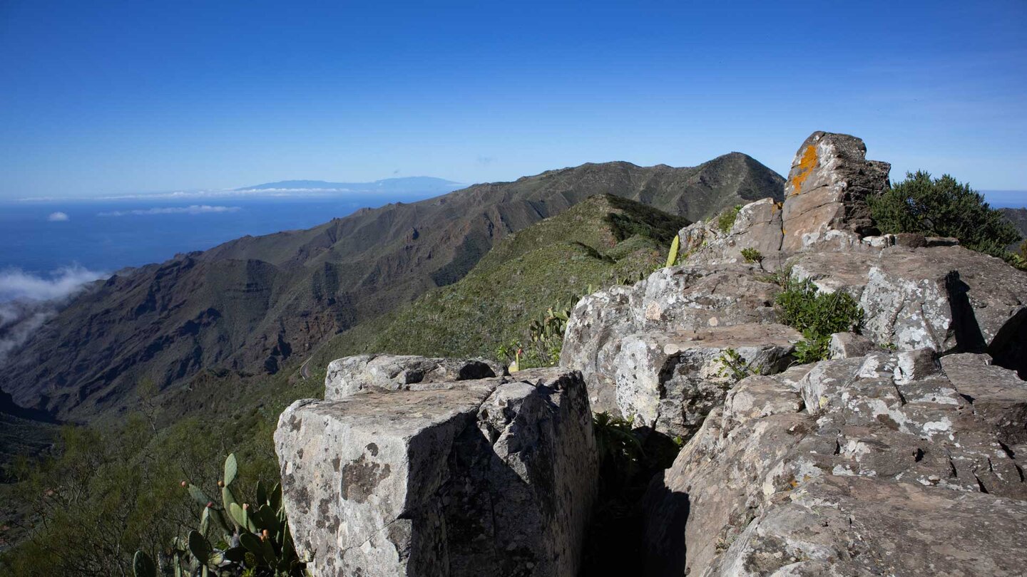 Felsformationen an der Cumbre de Bolico