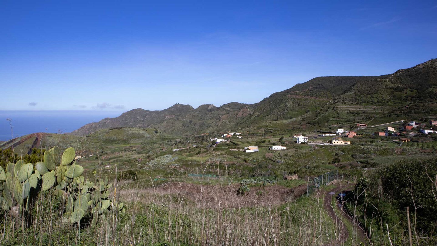 Blick auf Las Portelas vom Wanderweg PR TF-59