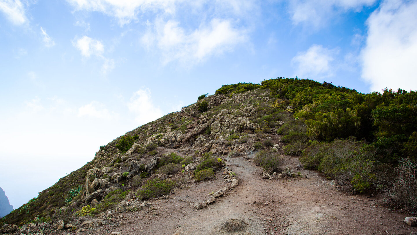 Wanderweg entlang des Berggrats