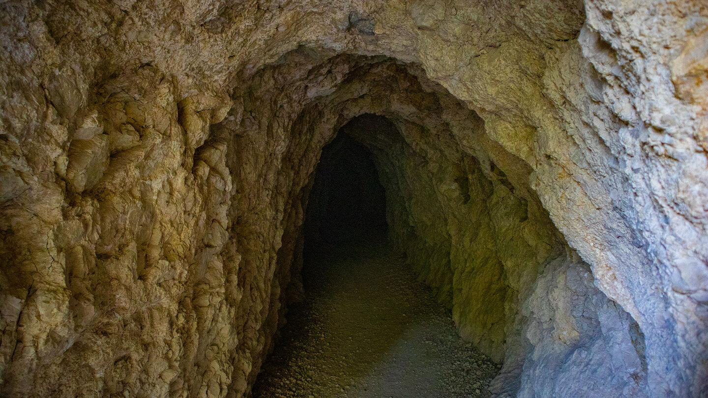 Tunnel entlang der Wanderung Cerrada del Río Castril