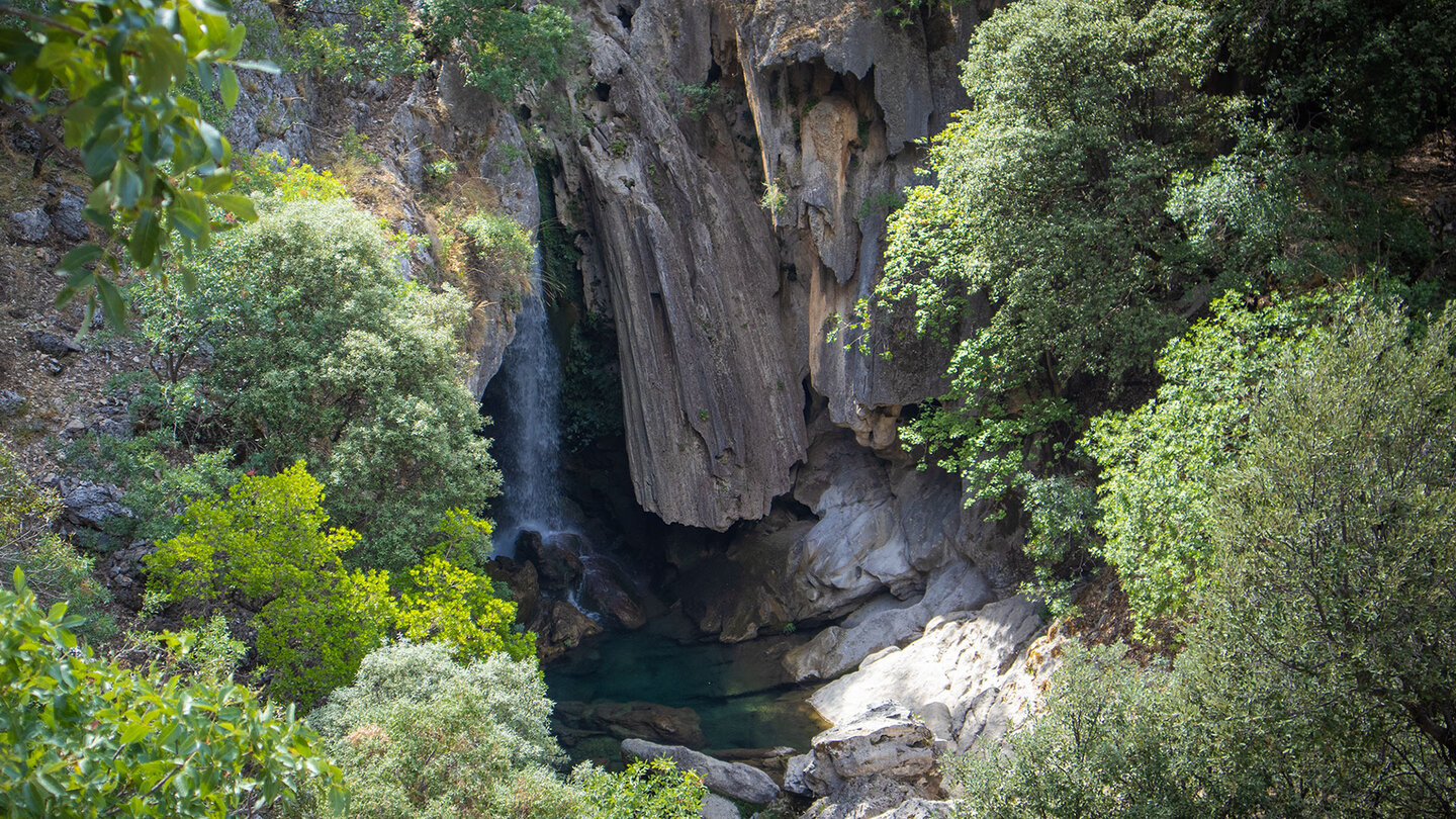 »steinerner Wasserfall« am Río Borosa