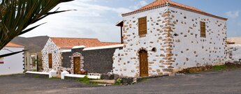 das historische Gebäude der Stadtbibliothek in Antigua auf Fuerteventura