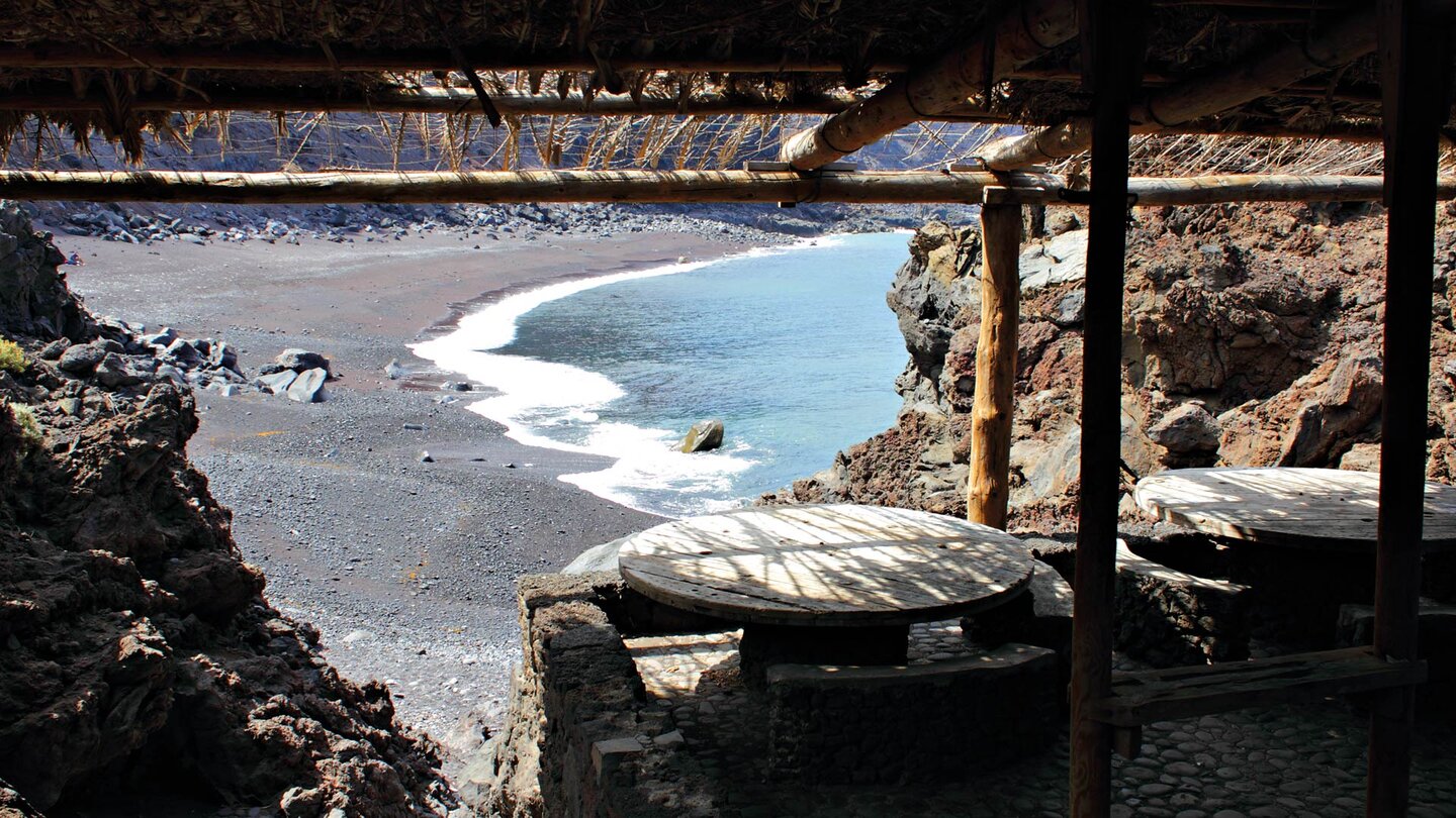 nahe des Playa del Verodal liegt ein windgeschützter Grill- und Picknickplatz