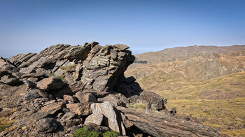 Hochgebirgslandschaft der Sierra Nevada