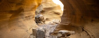 Tuffstein-Schichtungen im Barranco de las Vacas auf Gran Canaria