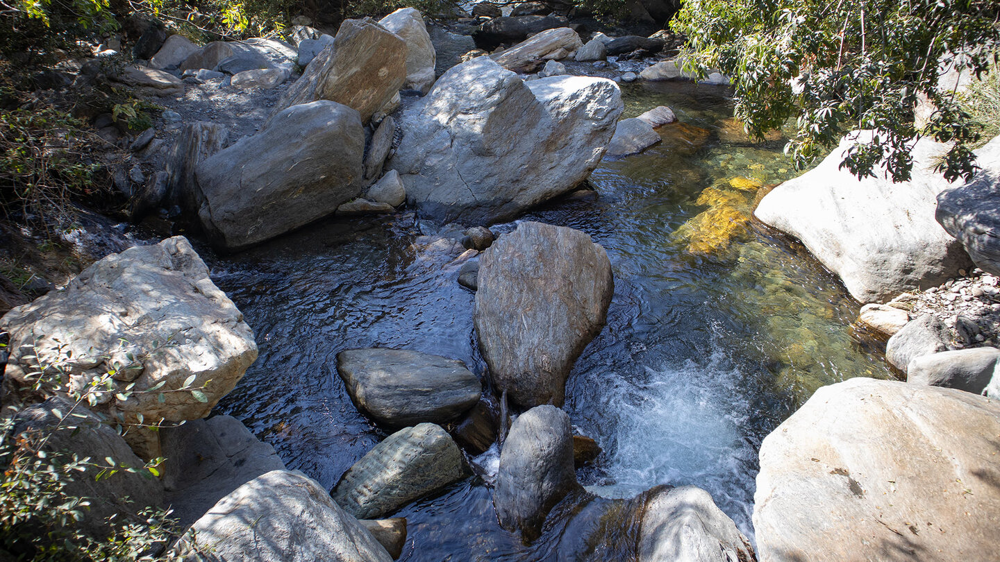 Am Rio Genil auf dem Wanderweg Vereda de la Estrella in Andalusien