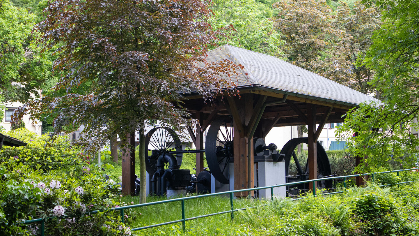 historische Dampfmaschine im Kurpark in Bühlertal