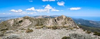 Ausblick Cerro Tacita de Plata am Weg zum La Maroma oder Pico Tejeda in Malaga Blick Cerro Tacita de Plata - Weg zum La Maroma oder Pico Tejeda in Malaga