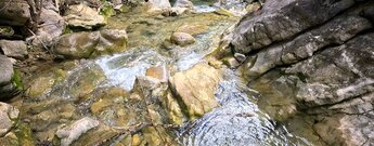 Felsen am Rio Cuadros bei Bedmar Felsen am Rio Cuadros bei Bedmar