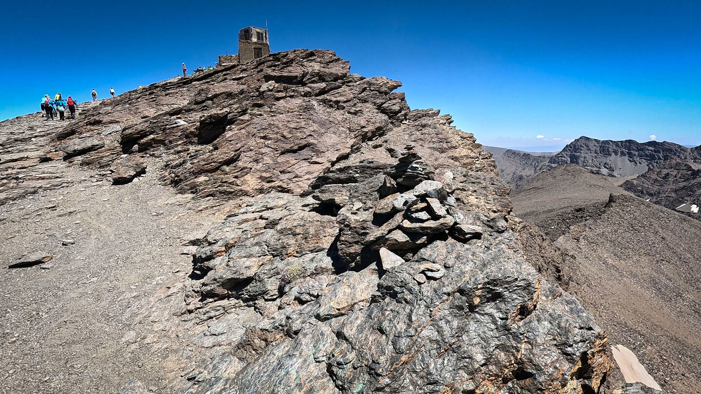 Wanderweg auf den Pico del Veleta in der Sierra Nevada