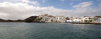 Ausblick vom Meer auf Las Playitas auf Fuerteventura