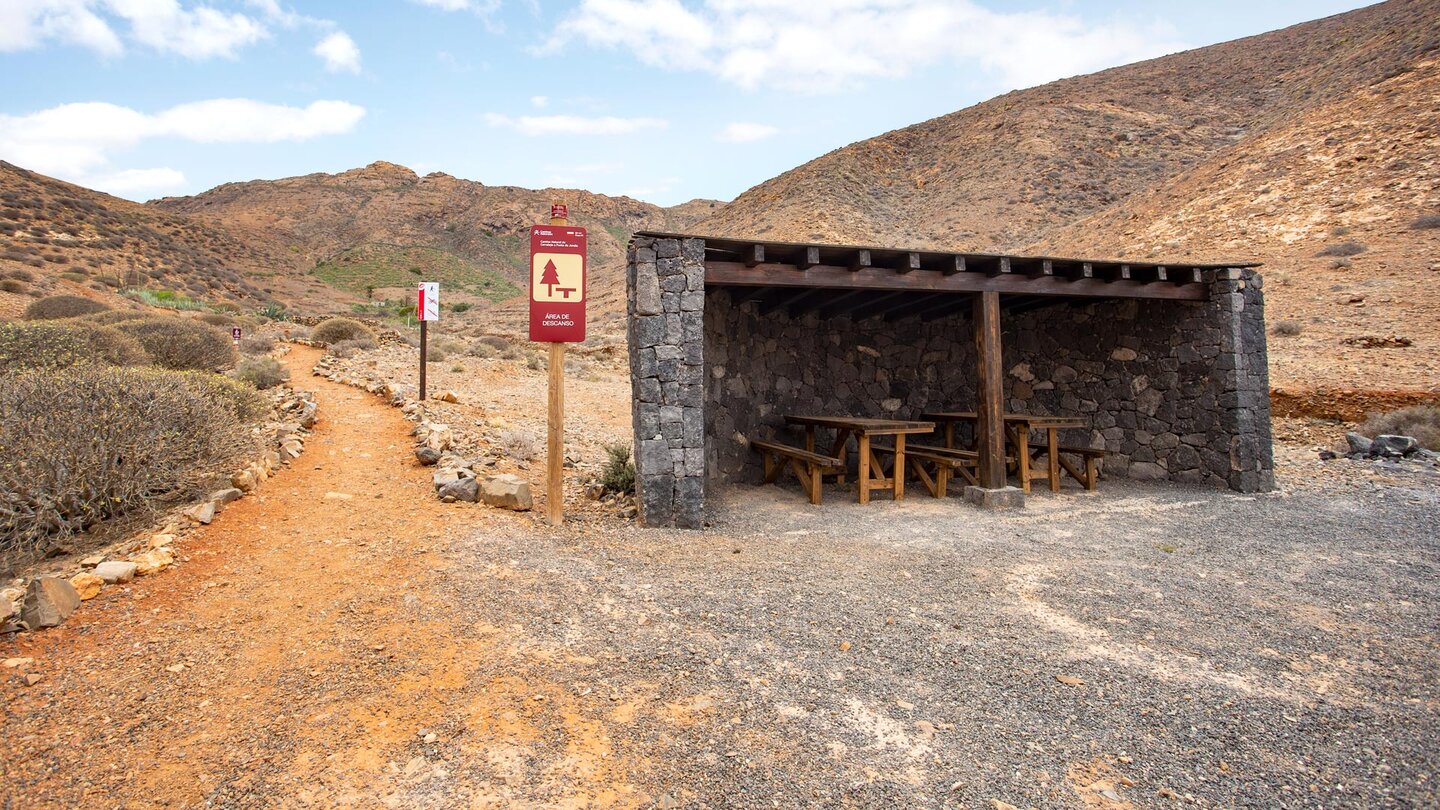 Schutzhütte am Fernwanderweg GR 131