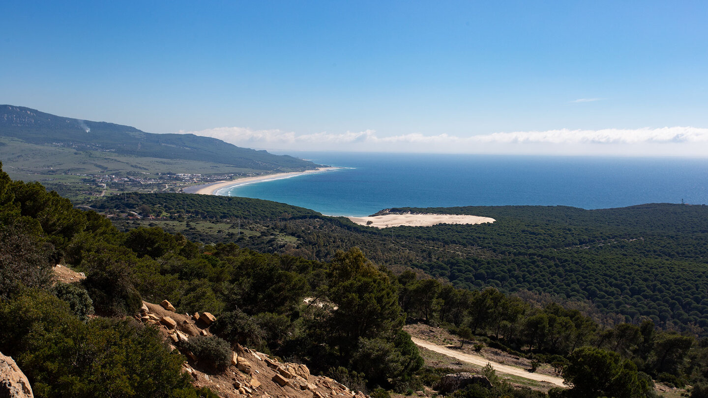 Ausblicke auf das Meer und die Ruinenstadt Baelo Claudia