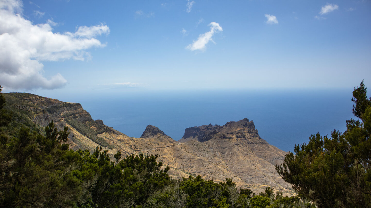 Blick vom Mirador auf die Bergkette um den Tejeleche