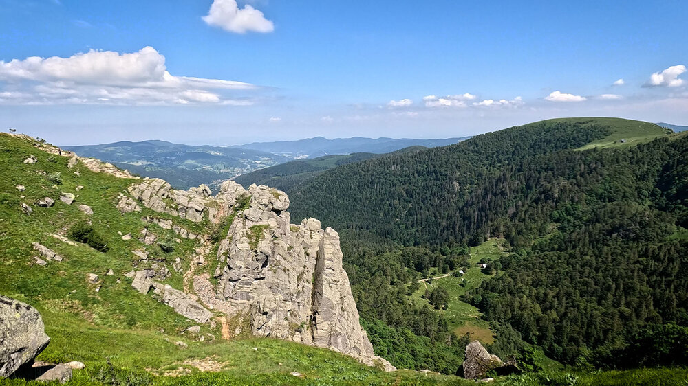 Ausblick über die Rochers de Martinswand auf Frankenthal