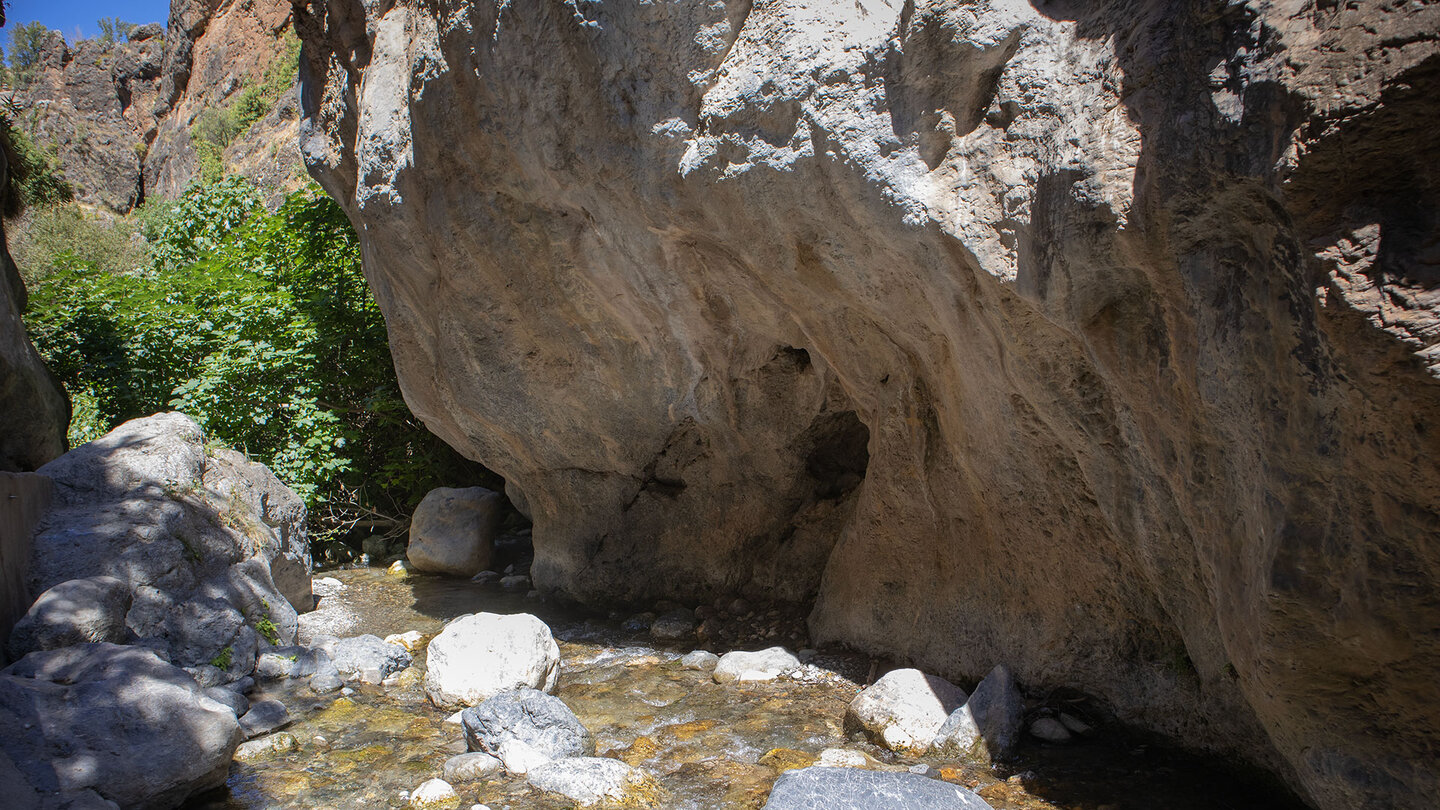 Wanderung am Flusslauf des Río Monachil