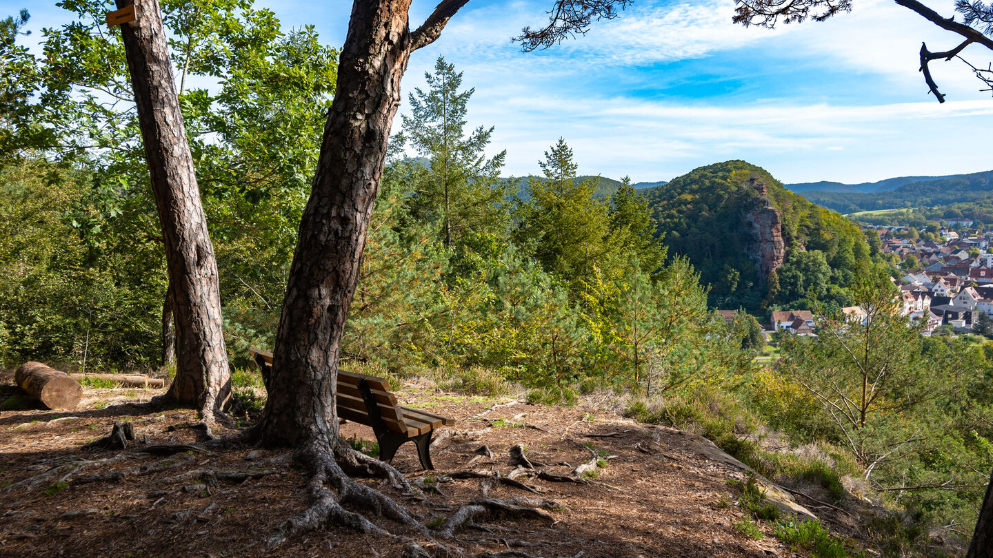 Aussichtspunkt am Jakobsfelsen mit Blick auf den Jungfernsprung