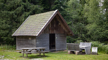 Rastplatz an der Überzwercherberg Hütte