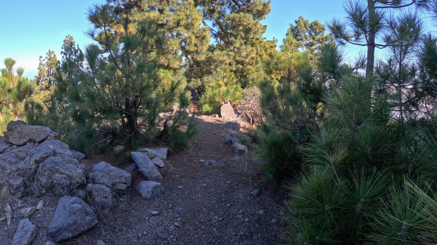 die Tour verläuft entlang eines Bergkamms