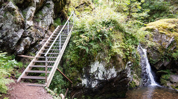 wandern in der Lotenbachklamm