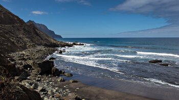 die Playa del Roque de las Bodegas im Anaga auf Teneriffa