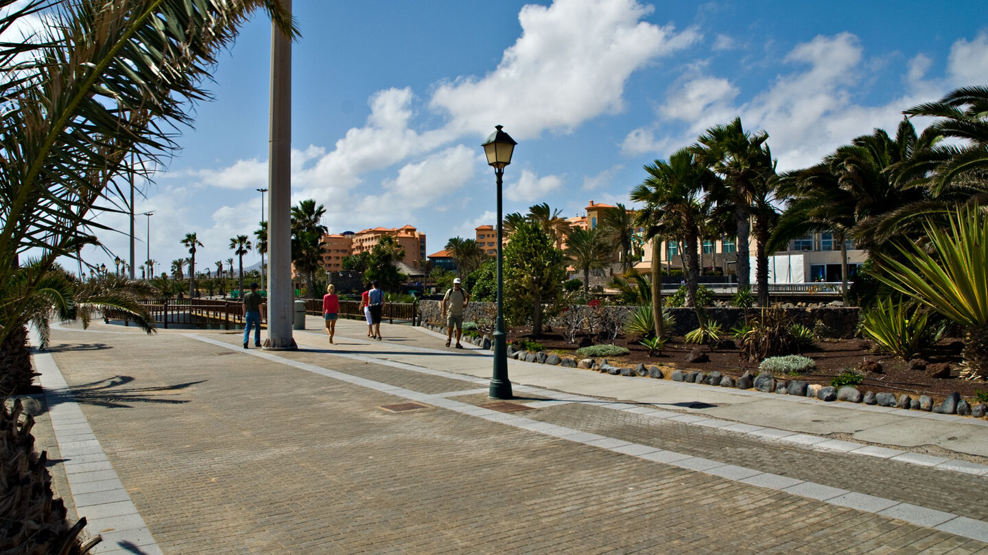 die Strandpromenade von Caleta de Fuste auf Fuerteventura