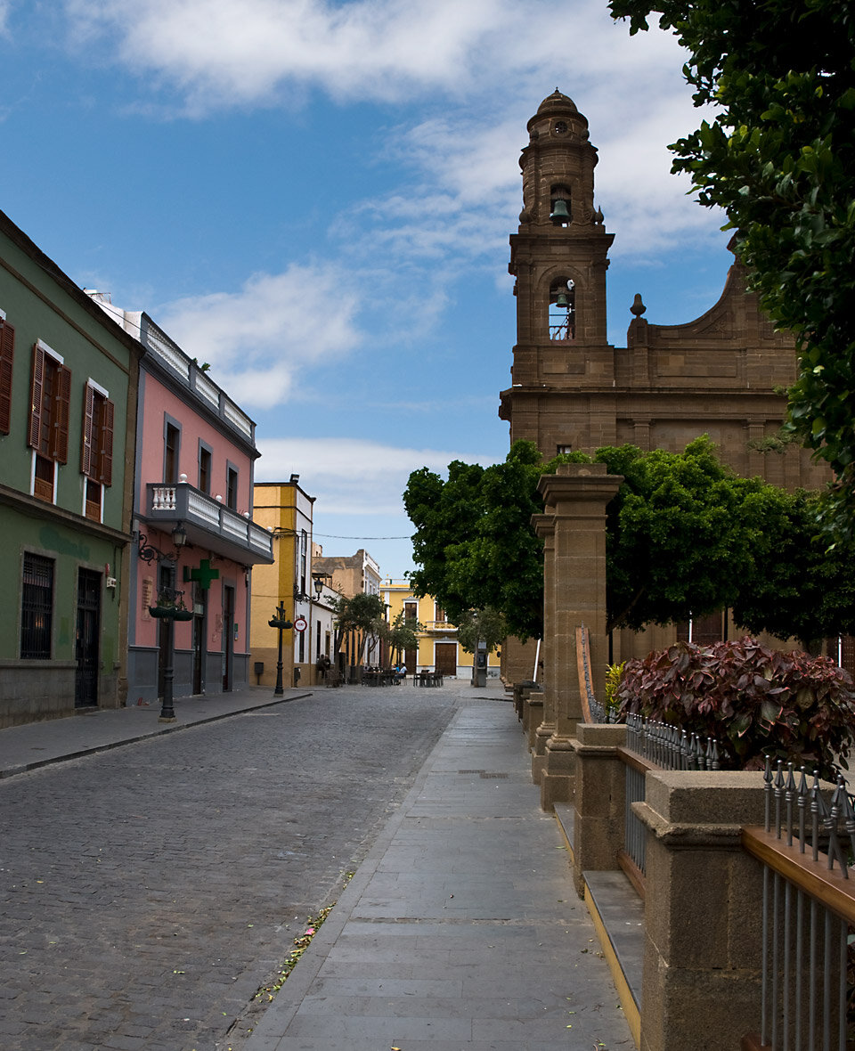 Blick auf die Parroquia de Santiago Apóstol in Galdár auf Gran Canaria