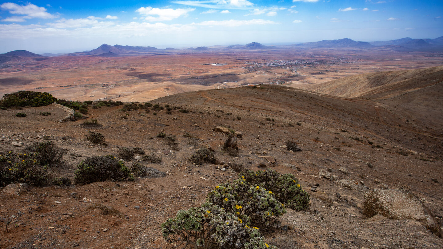 Blick vom Morro Velosa über die Ebene von Antigua Richtung Osten