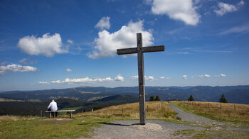 Der Gipfel des Belchen mit 360-Grad-Panorama