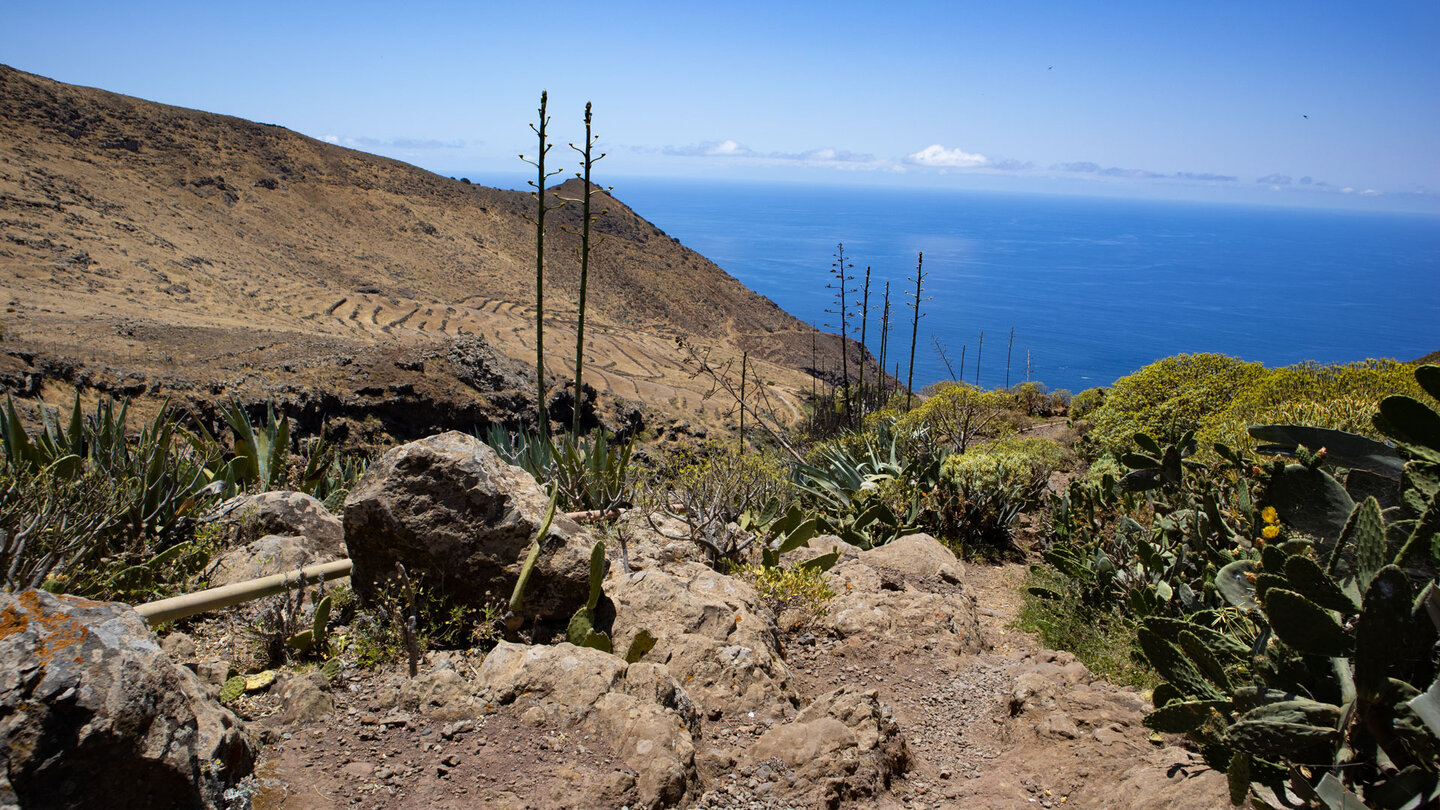 Wanderpfad oberhalb der Schlucht Barranco de las Cuevas