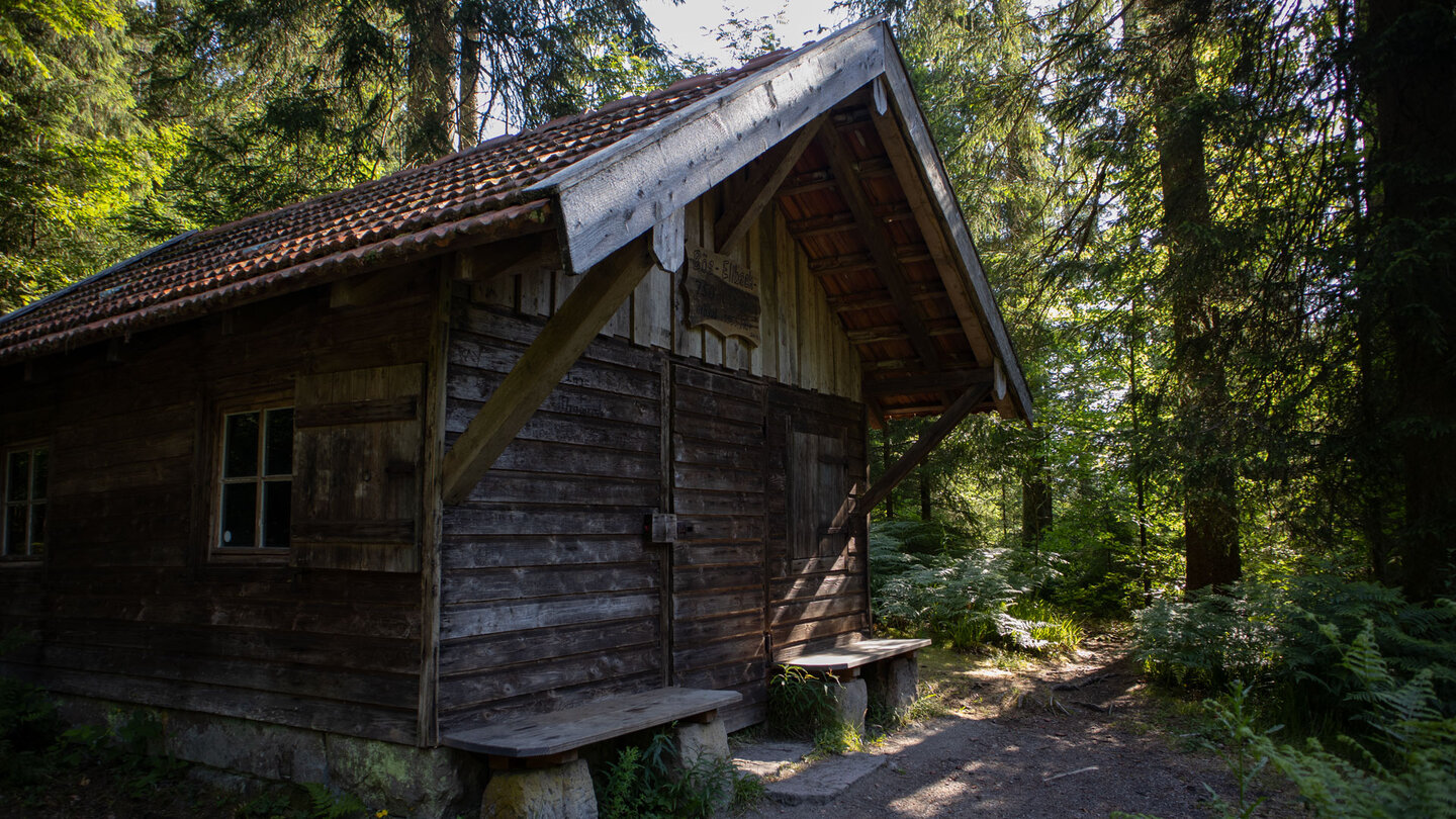 Rastmöglichkeit an der Bösellbach Hütte