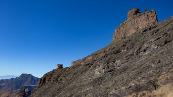 Blick entlang der Flanke des Roque Bentayga