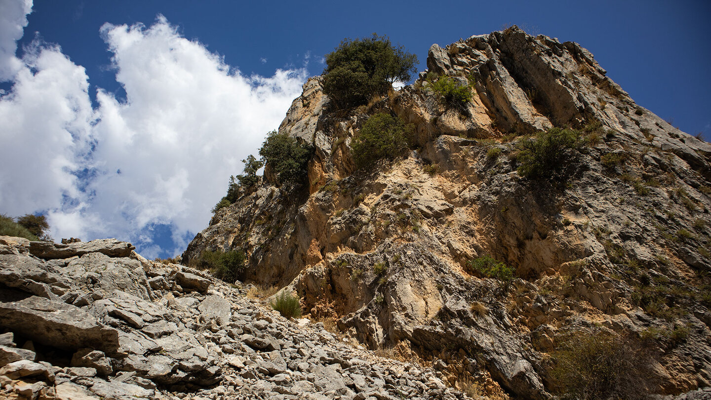 felsiger Gipfel entlang der Wanderroute